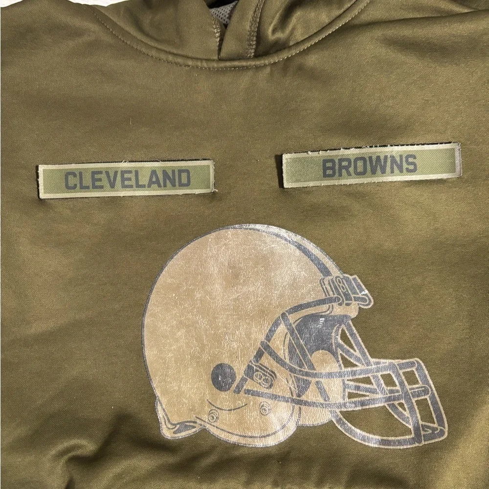 Cleveland Browns Nike Salute to Troops Boys Size Large